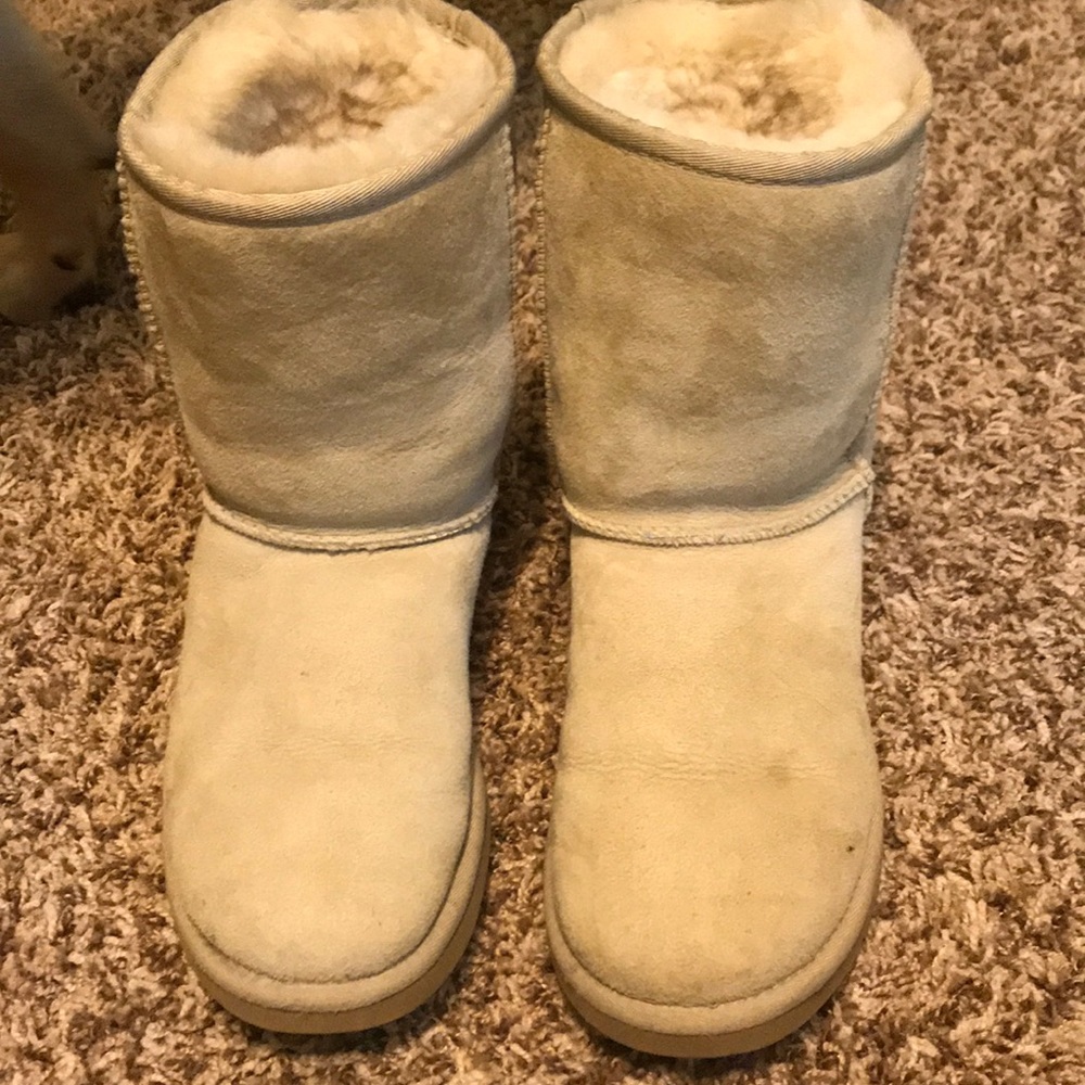 Uggs size 7